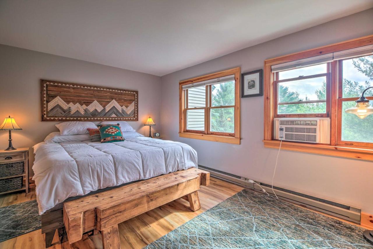 Lake Placid Gem With Patio And Views Less Than 1 Mi To Beach! מראה חיצוני תמונה